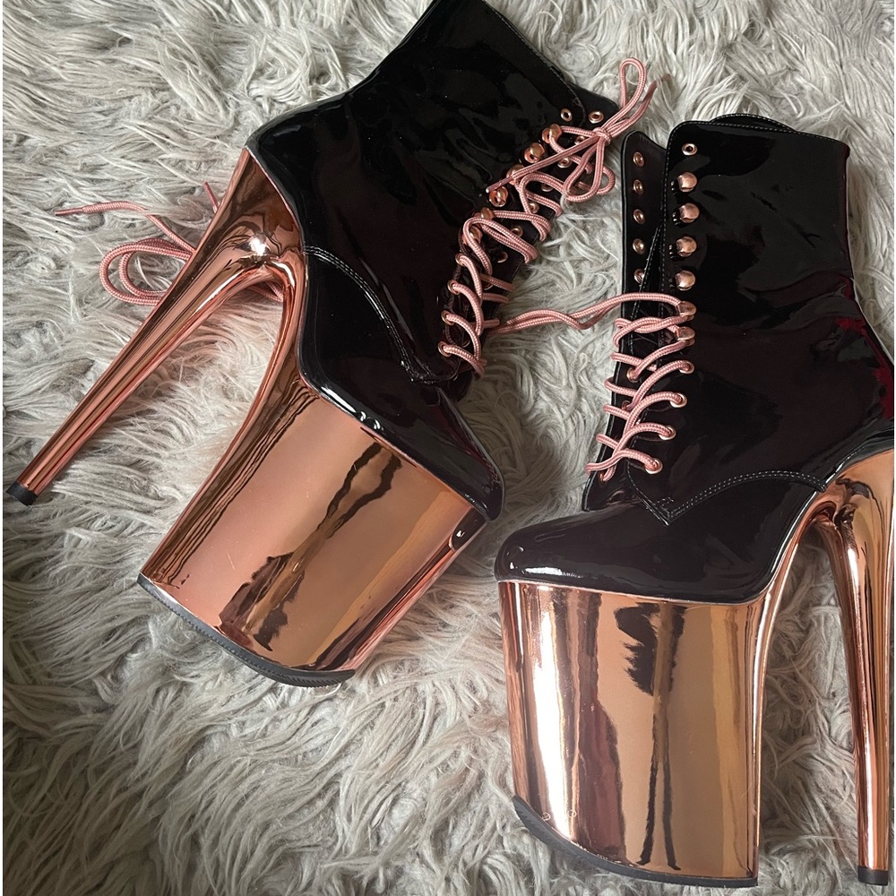 BUNDLE: 2 Pleaser’s for the price of 1! 💕